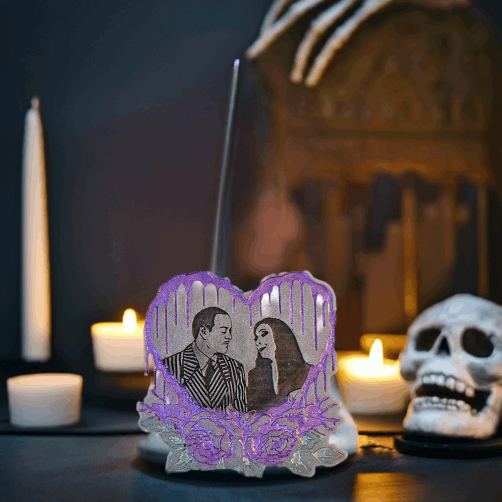 Morticia & Gomez - Chilo Chic